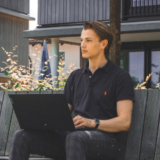 Men With Laptop